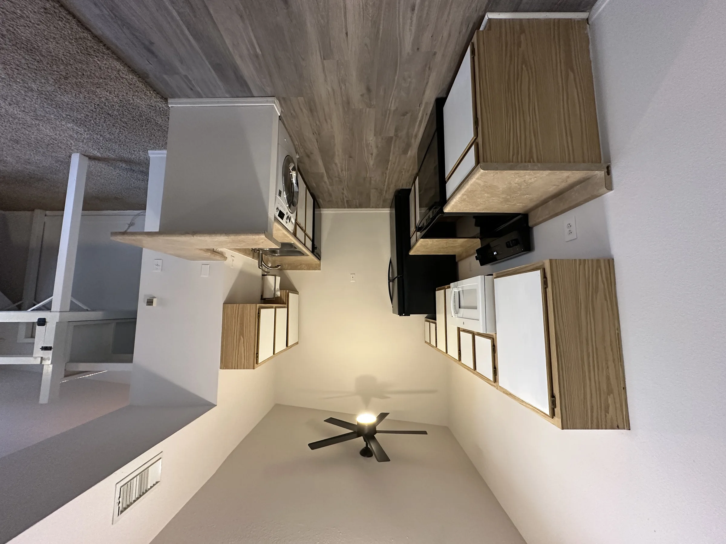 1185 W University AVE 17-237 - Photo 1